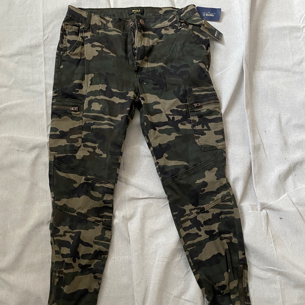 Camo pants